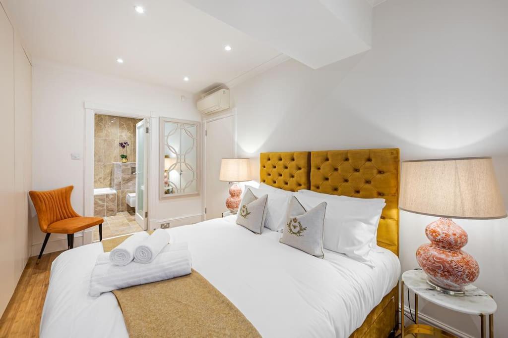 Chic Belgravia Hideaway With Private Patio 10 Mins To Harrods London Exterior photo