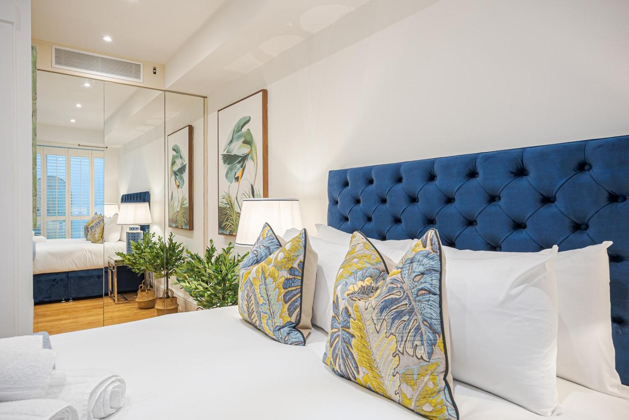 Chic Belgravia Hideaway With Private Patio 10 Mins To Harrods London Exterior photo