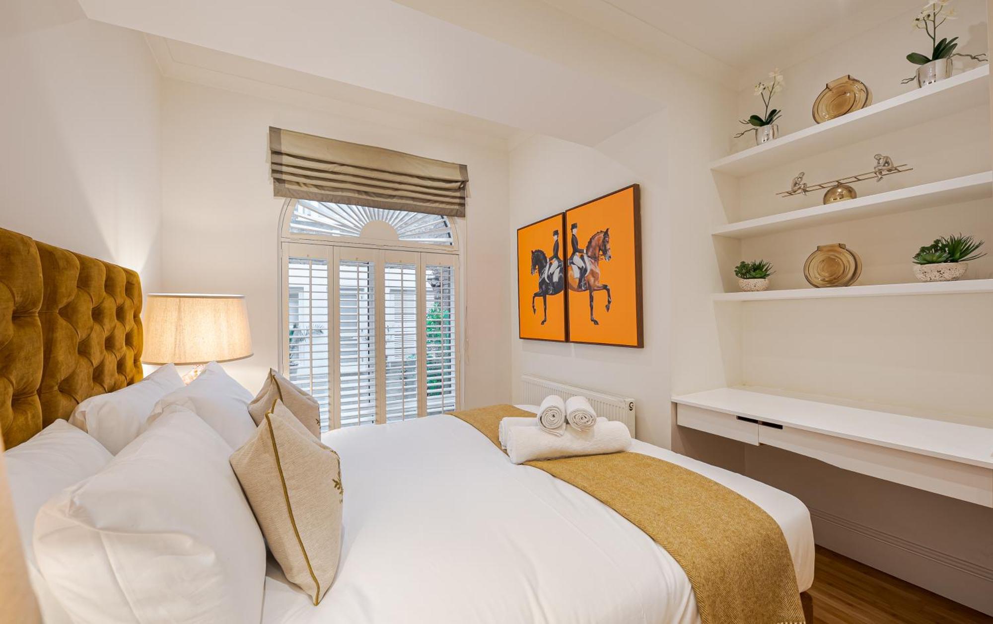 Chic Belgravia Hideaway With Private Patio 10 Mins To Harrods London Exterior photo
